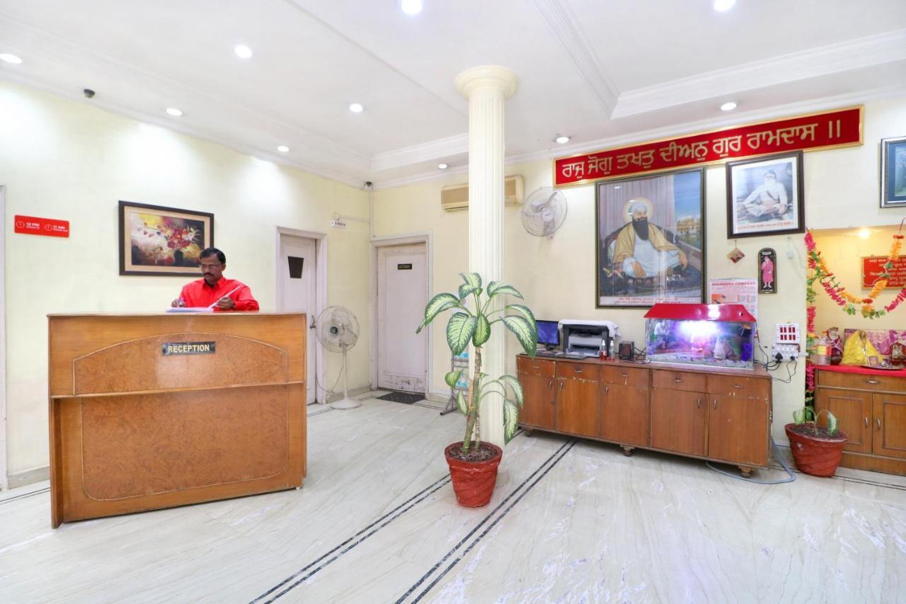 Oyo-24073哈里达尔善酒店 阿姆利则 外观 照片